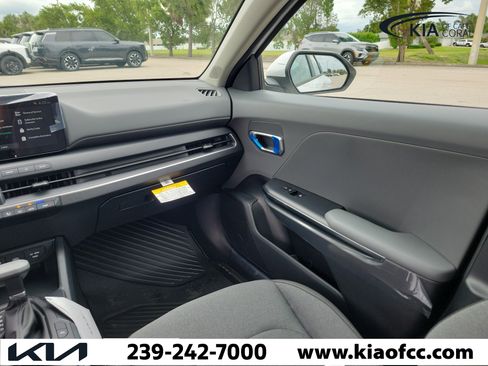 New 2026 Kia K4 FWD image 16