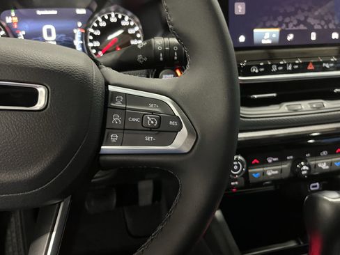 Certified 2026 Jeep Compass Limited image 20