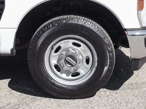 Used 2024 Ford F250 XL w/ XL Chrome Package RWD image 48
