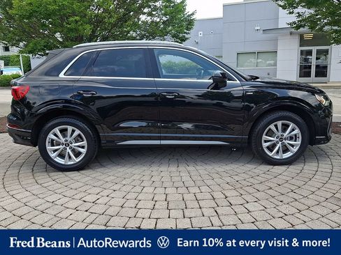 Used 2023 Audi Q3 2.0T Premium w/ Convenience Package AWD/4WD image 9