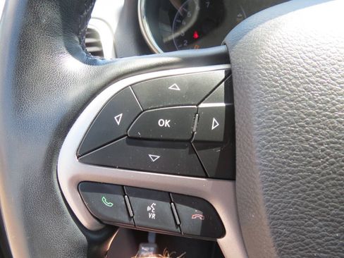 Used 2025 Dodge Durango GT AWD/4WD image 23