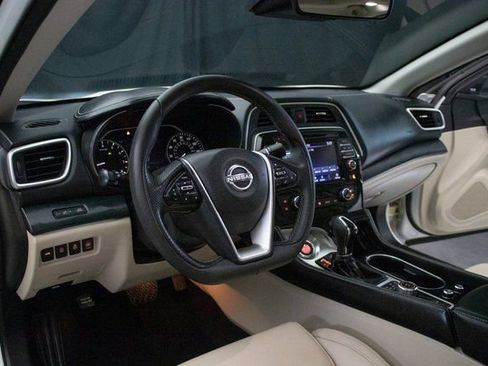Used 2023 Nissan Maxima Platinum FWD image 25