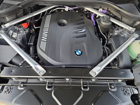 New 2026 BMW X5 xDrive40i w/ M Sport Package image 11