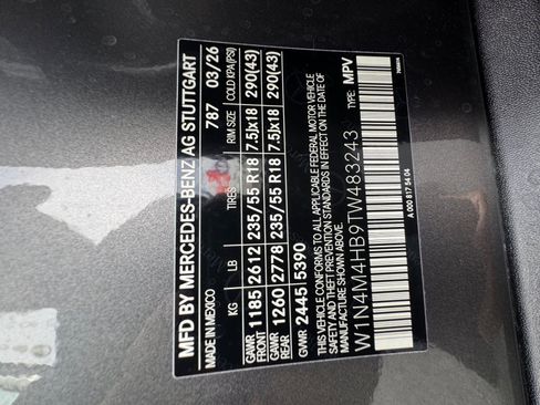 New 2026 Mercedes-Benz GLB 250 4MATIC image 24