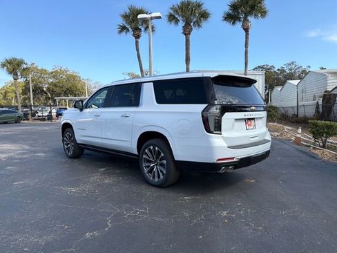 New 2026 Chevrolet Suburban High Country image 7