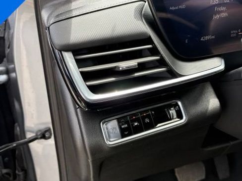 Used 2024 Buick Envision Preferred AWD/4WD image 11