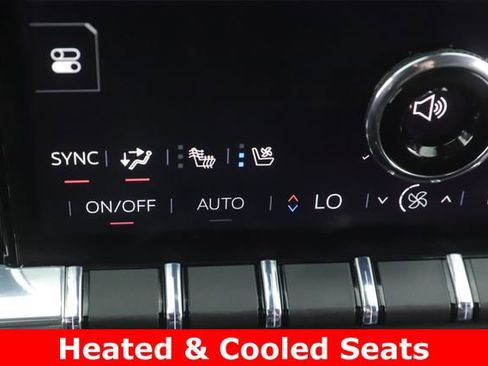 Used 2025 GMC Yukon Elevation w/ Technology Package AWD/4WD image 4