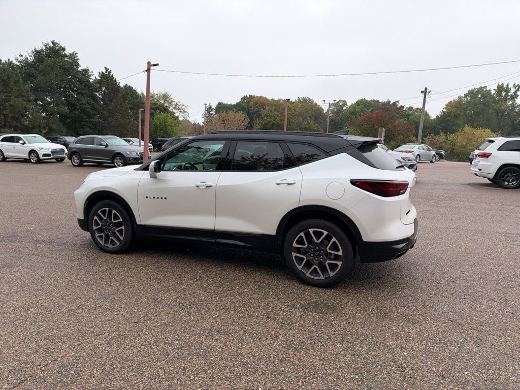 Used 2025 Chevrolet Blazer RS w/ Driver Confidence II Package AWD/4WD image 27