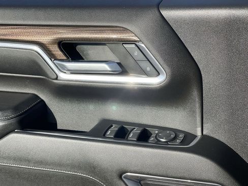 Used 2024 Chevrolet Silverado 2500 LT w/ Z71 Sport Edition image 24