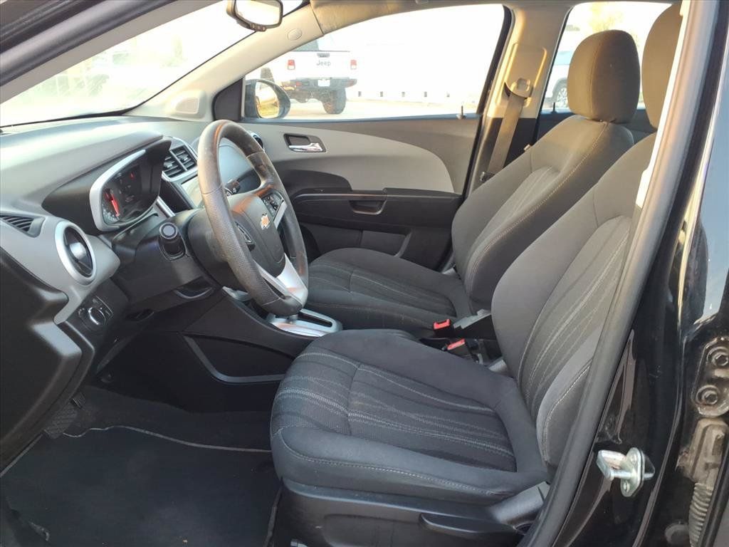 Used 2019 Chevrolet Sonic LT FWD image 19