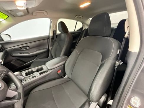 Used 2025 Nissan Sentra S FWD image 6