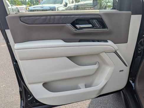 New 2026 GMC Yukon Denali AWD/4WD image 15