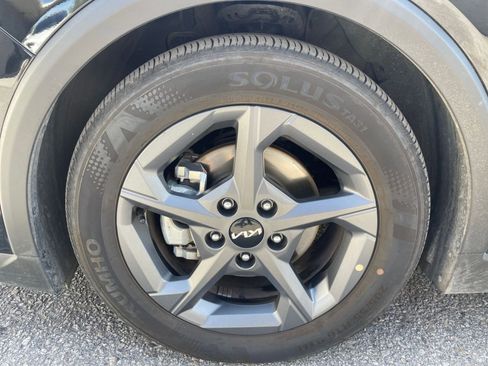 Used 2025 Kia K4 LXS image 31