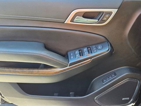 Used 2019 GMC Yukon Denali w/ Denali Ultimate Package image 30