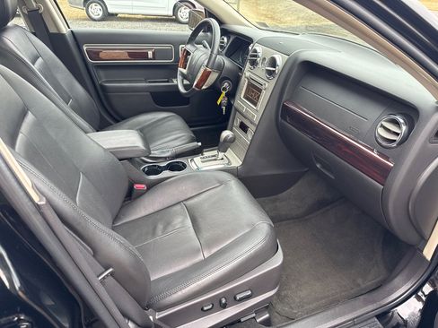 Used 2007 Lincoln MKZ image 22
