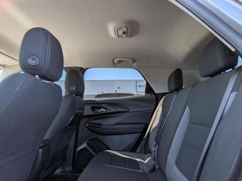 Used 2022 Chevrolet TrailBlazer LT AWD/4WD image 13