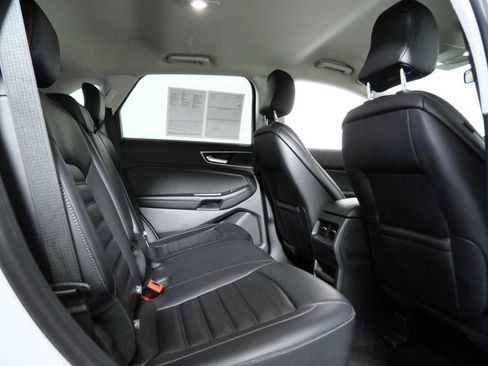 Certified 2024 Ford Edge SEL w/ Convenience Package image 12