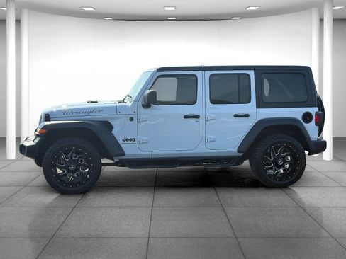 Used 2024 Jeep Wrangler Unlimited Sport AWD/4WD image 4