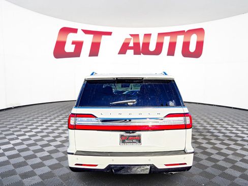 Used 2020 Lincoln Navigator Reserve image 6