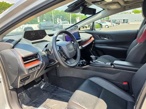 Used 2024 Toyota Prius Prime Premium w/ Advanced Technology Package FWD image 20