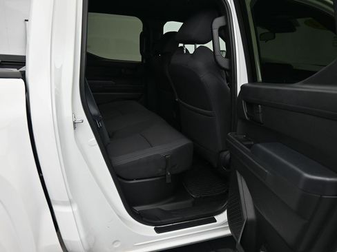 Used 2024 Toyota Tacoma SR image 12