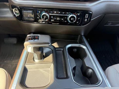 Used 2024 GMC Sierra 1500 SLT w/ SLT Premium Plus Package image 14