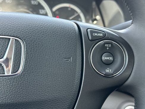 Used 2014 Honda Accord EX-L image 16