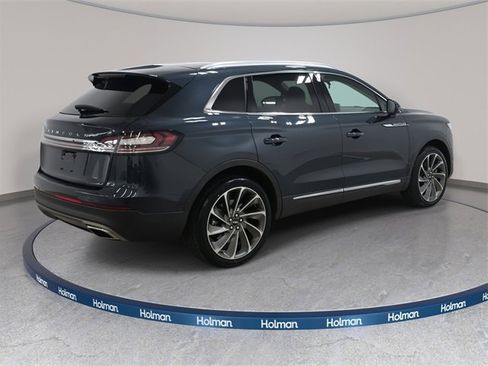 Used 2023 Lincoln Nautilus Reserve w/ Equipment Group 202A image 5