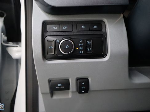 Certified 2023 Ford F450 Limited AWD/4WD image 15