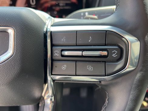 Used 2025 GMC Terrain Elevation AWD/4WD image 14