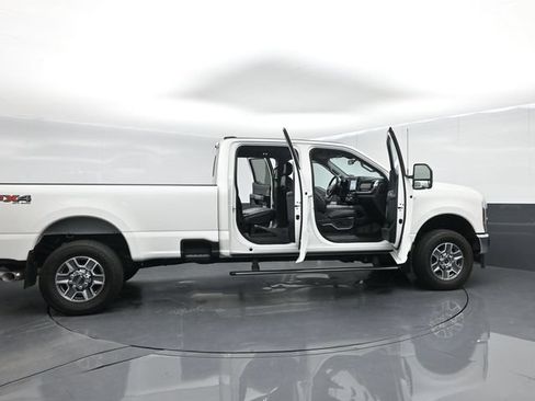 Used 2024 Ford F250 Lariat w/ Lariat Ultimate Package AWD/4WD image 69