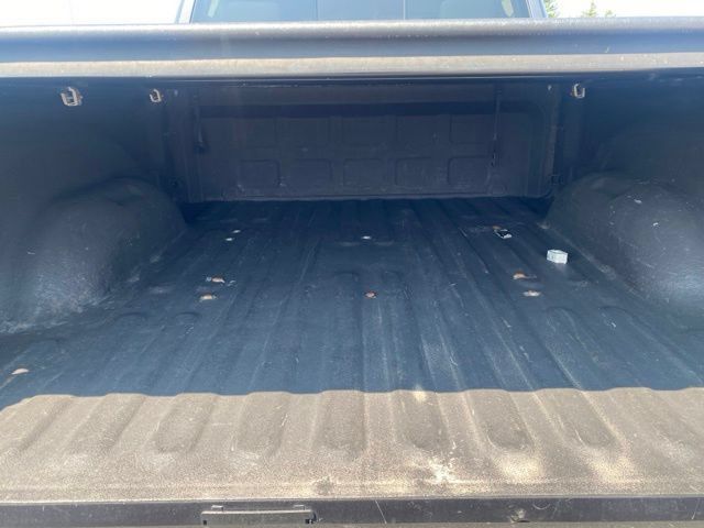 Used 2014 RAM 2500 SLT w/ Luxury Group AWD/4WD image 5