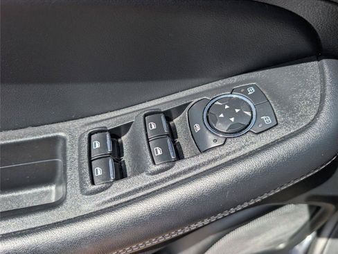 Used 2024 Ford Edge SEL AWD/4WD image 25