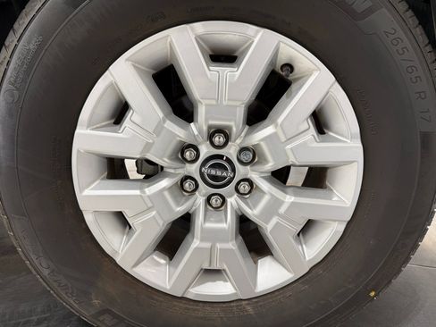 Used 2023 Nissan Frontier SV w/ SV Convenience Package image 47