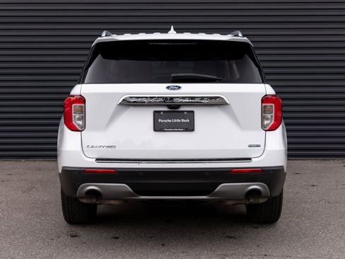 Used 2020 Ford Explorer Limited w/ Hybrid Equipment Group 310A image 4