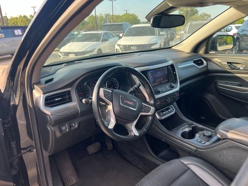 Used 2023 GMC Acadia SLT AWD/4WD image 24