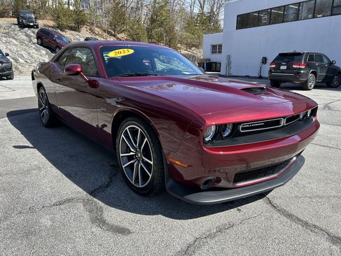Certified 2023 Dodge Challenger R/T image 4