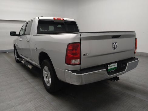 Used 2019 RAM 1500 Classic SLT image 5