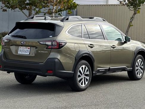 Used 2025 Subaru Outback Premium w/ Popular Package #1 image 4