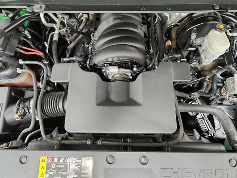 Used 2017 Chevrolet Tahoe Premier AWD/4WD image 32