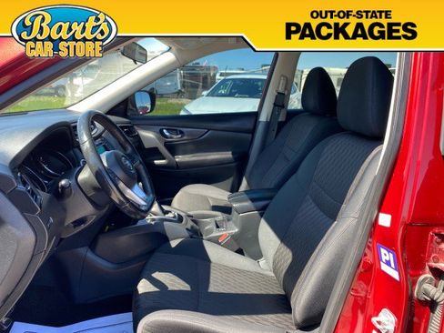 Used 2019 Nissan Rogue SV FWD image 25