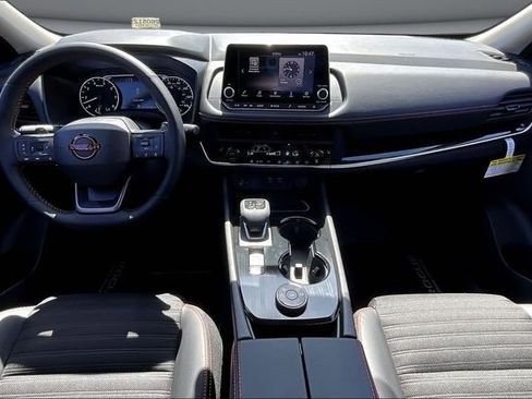 New 2026 Nissan Rogue SV AWD/4WD image 5