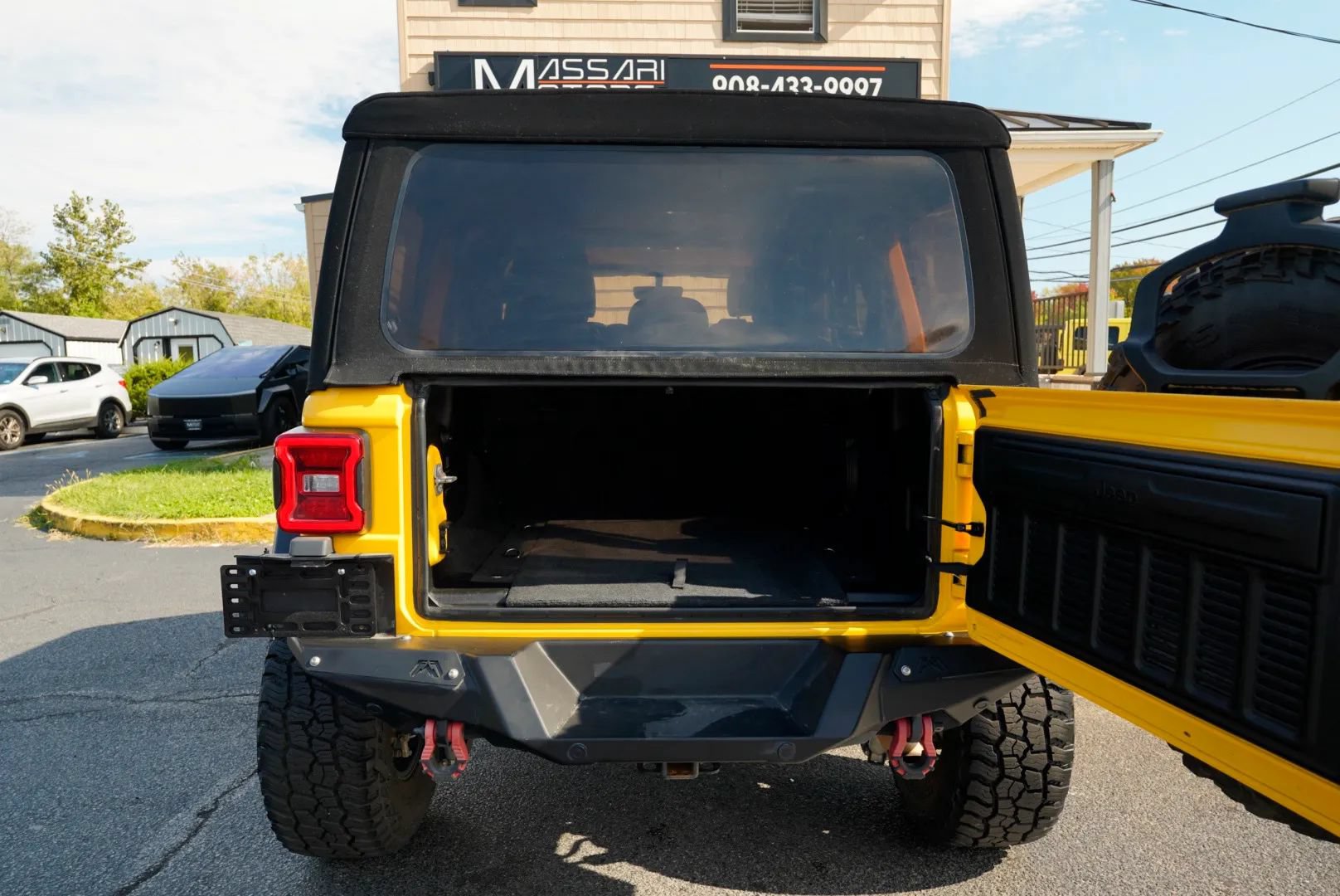 Used 2021 Jeep Wrangler Unlimited Rubicon AWD/4WD image 30