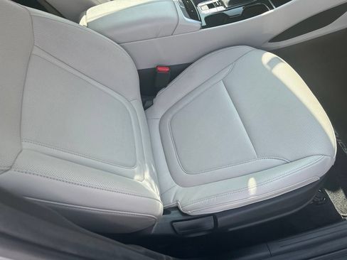 Used 2023 Hyundai Tucson SEL w/ Convenience Package FWD image 4