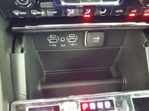 New 2025 Jeep Grand Cherokee L Limited image 18