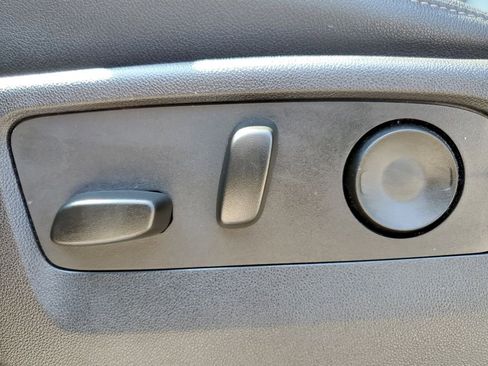 Used 2024 Chevrolet Silverado 1500 LT Trail Boss w/ LT Trail Boss Premium Package image 21