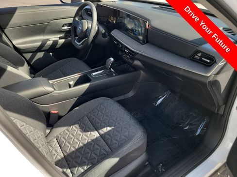 Used 2026 Nissan Kicks SV w/ SV Premium Package FWD image 18