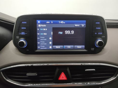 Used 2019 Hyundai Santa Fe SE image 25