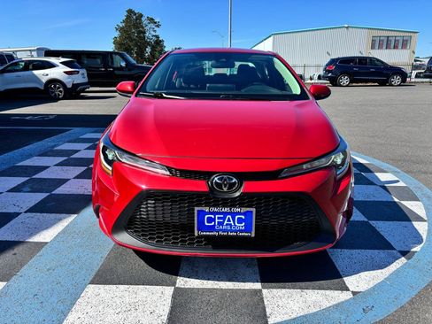 Used 2020 Toyota Corolla LE FWD image 8