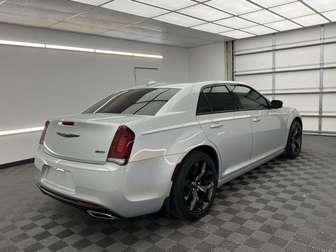 Used 2021 Chrysler 300 Touring w/ Sport Appearance Package image 23